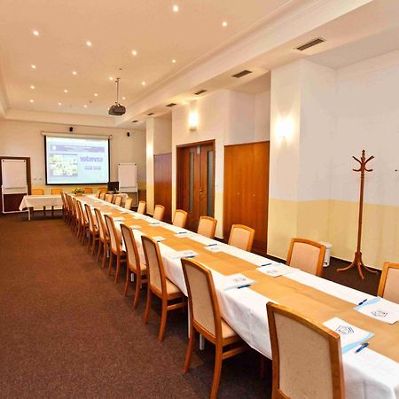Hotel Vz Bedrichov Špindlerŭv Mlýn Luaran gambar