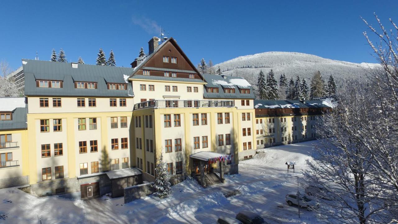 Hotel Vz Bedrichov Špindlerŭv Mlýn Luaran gambar