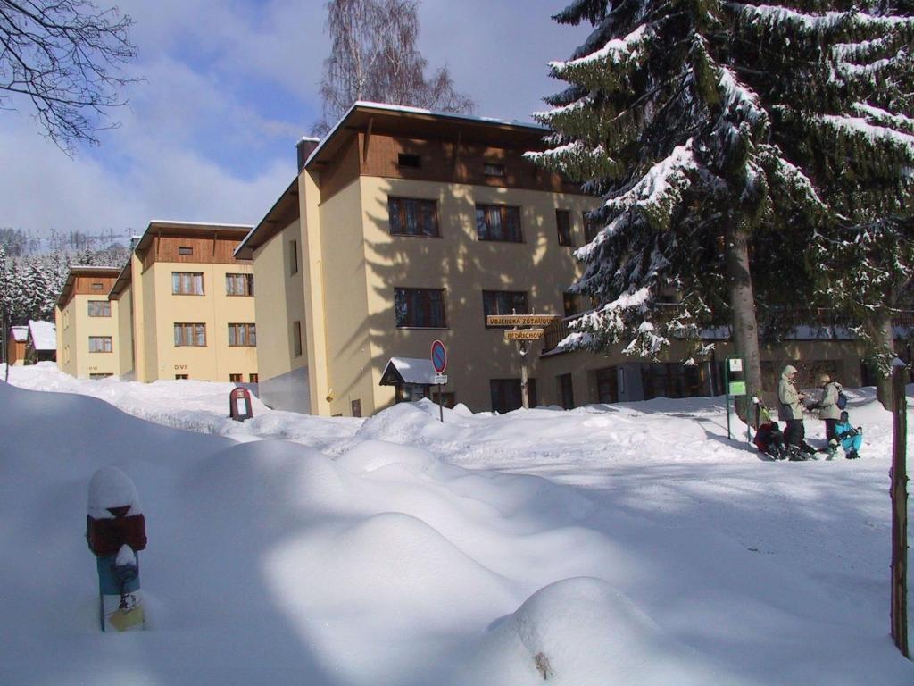 Hotel Vz Bedrichov Špindlerŭv Mlýn Luaran gambar