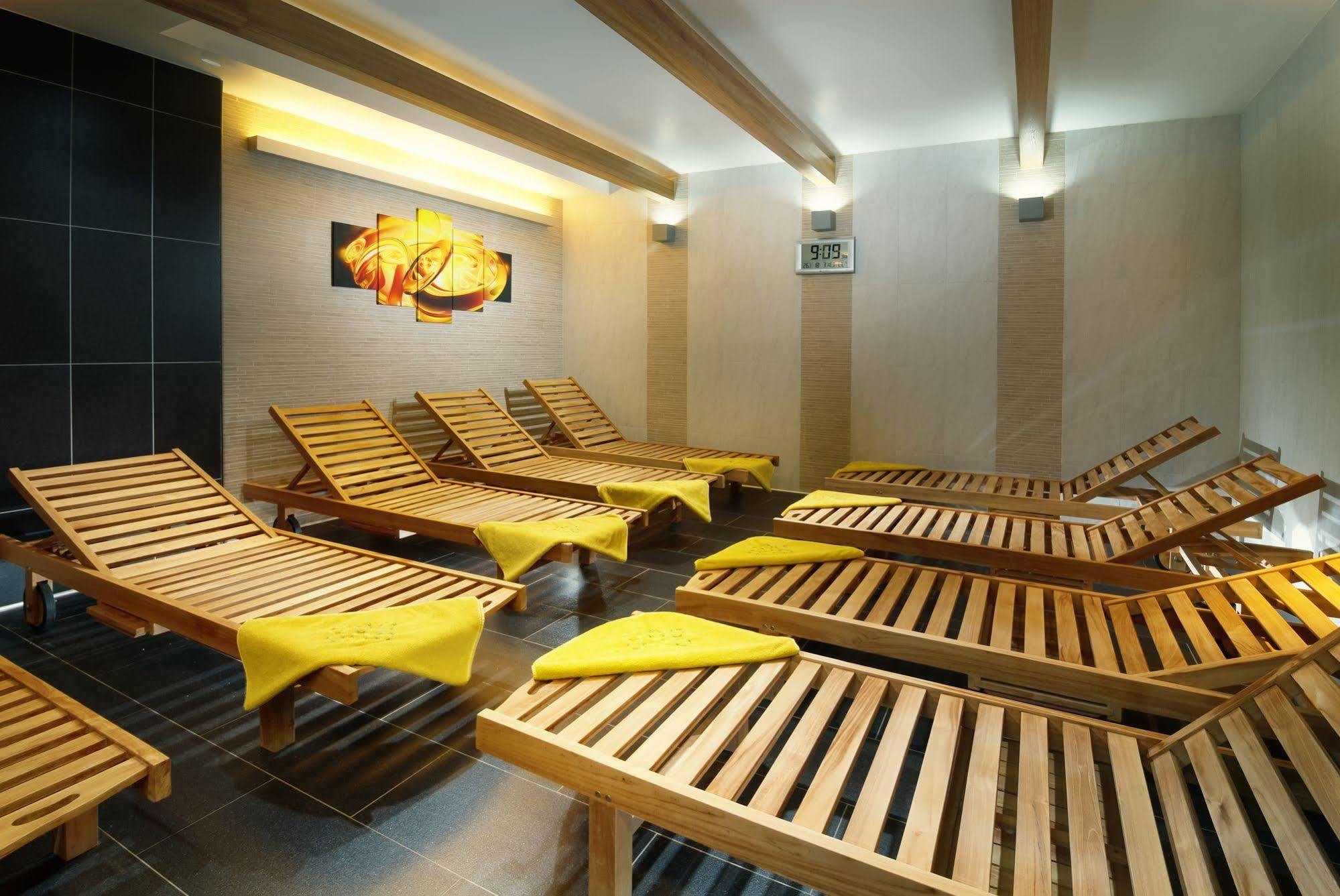 Hotel Vz Bedrichov Špindlerŭv Mlýn Luaran gambar