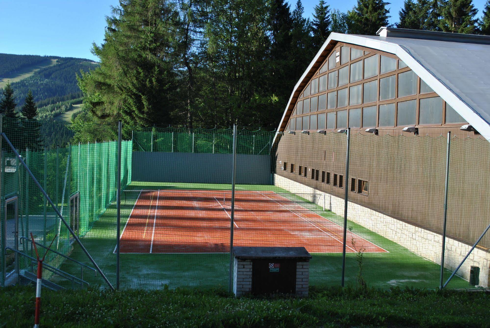 Hotel Vz Bedrichov Špindlerŭv Mlýn Luaran gambar