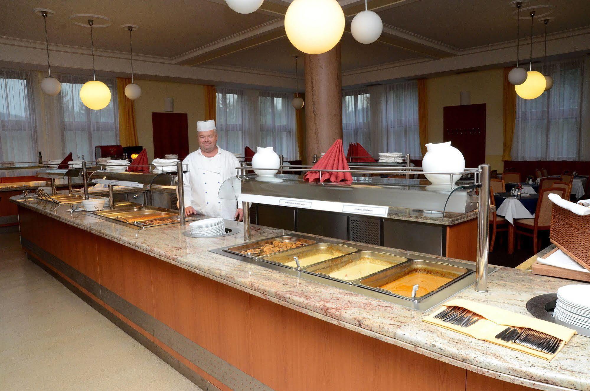 Hotel Vz Bedrichov Špindlerŭv Mlýn Luaran gambar